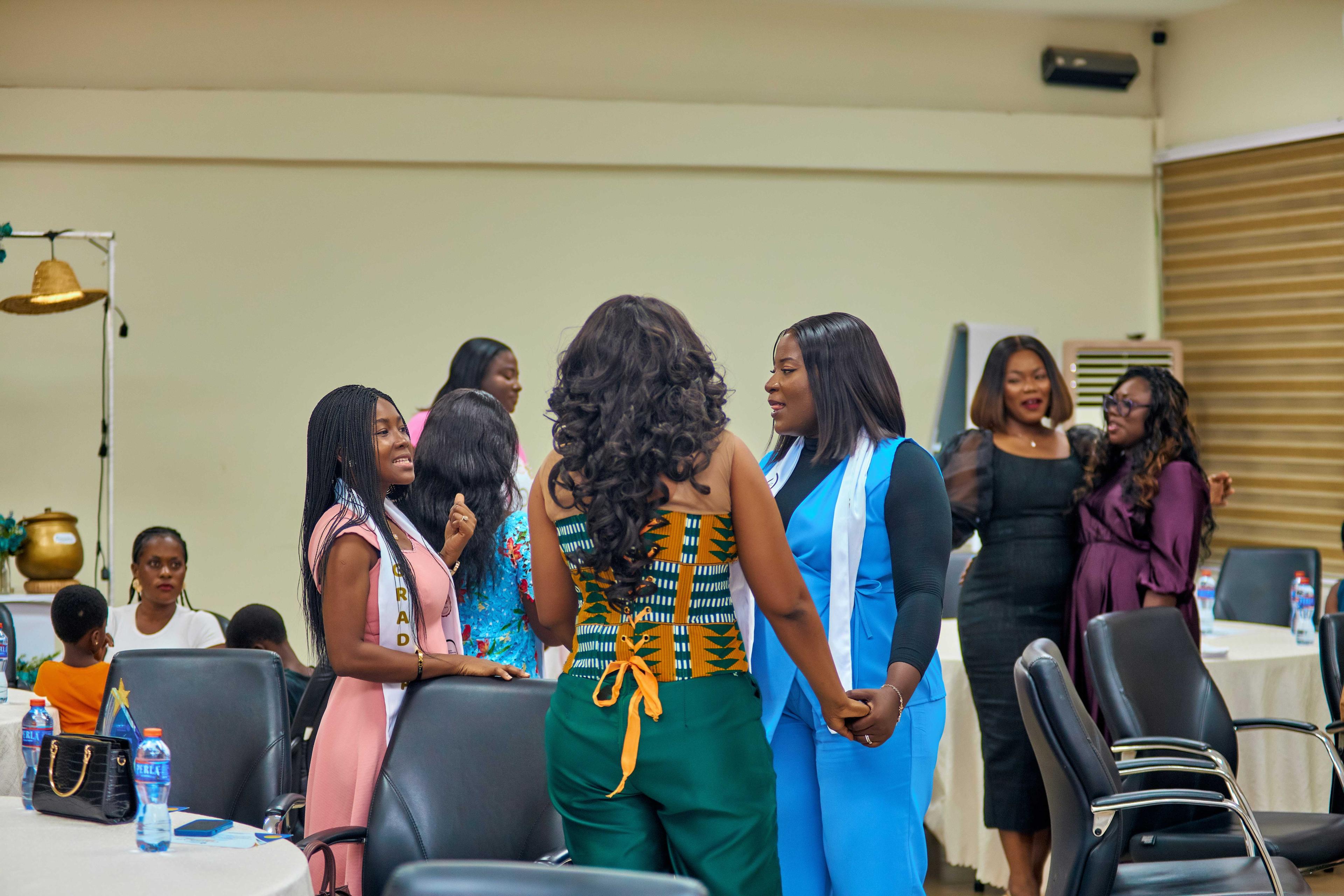 Executive Assistants in a training session